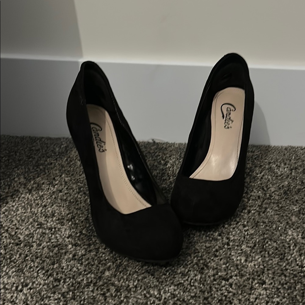 Candie's Black High Heel Pumps